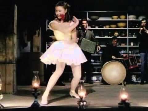 Golden Girl (1951 film) Mitzi Gaynor Golden Girl 1951 Sunday Morning YouTube