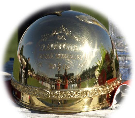 Golden Helmet of Pardubice wwwspeedwaychampionscomresourcesA058451bJPG