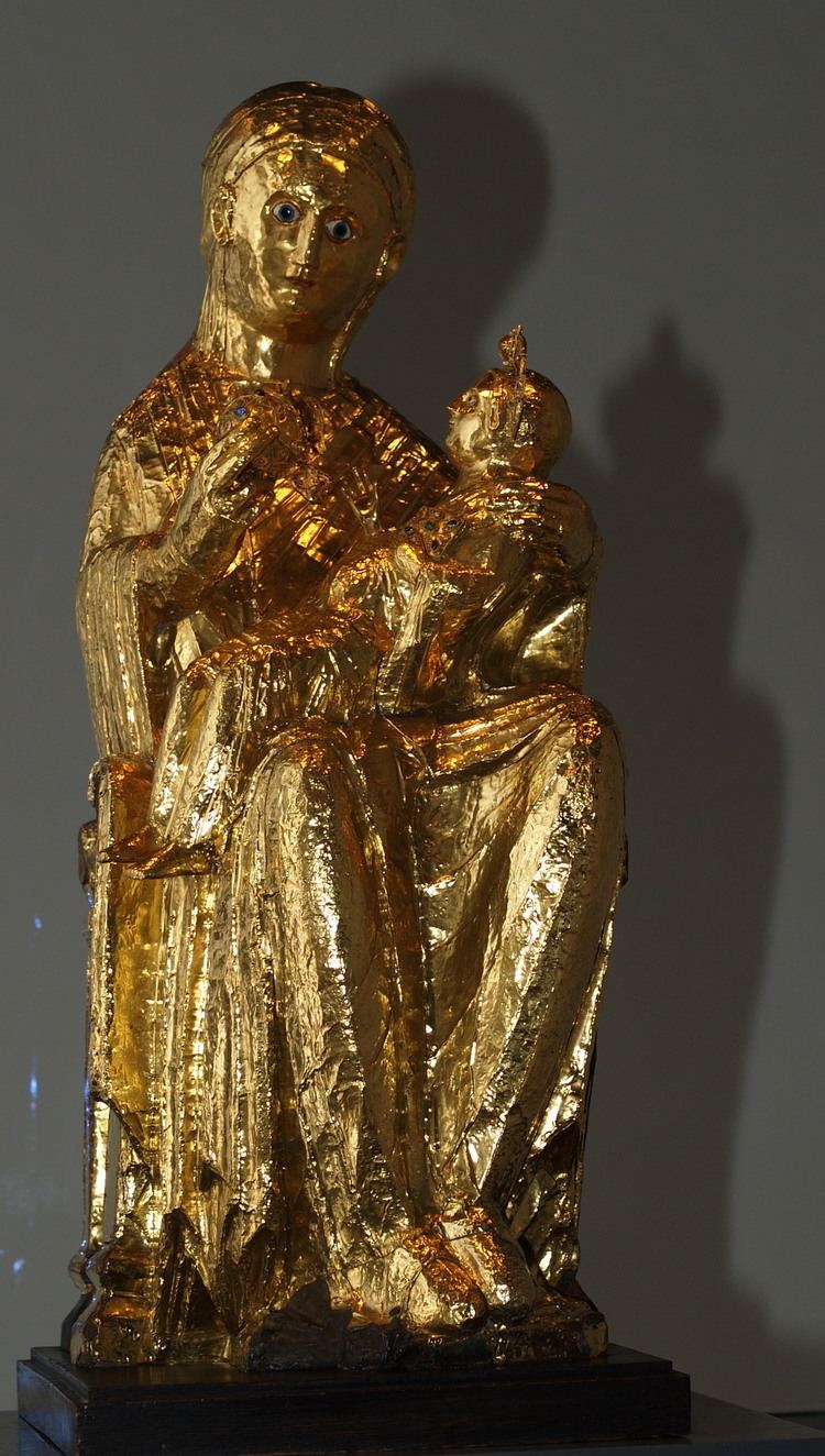Golden Madonna of Essen Essen Golden Madonna c 98090 Ottonian Illumination and