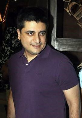 Goldie Behl httpsuploadwikimediaorgwikipediacommons44