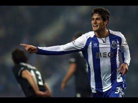Gonçalo Paciência Gonalo Pacincia Amazing Skills Show FC Porto 2015 YouTube