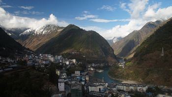 Gongshan Derung and Nu Autonomous County wikitravelorguploadsharedthumbffcGongshan