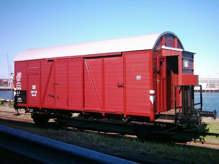 Goods wagons of welded construction