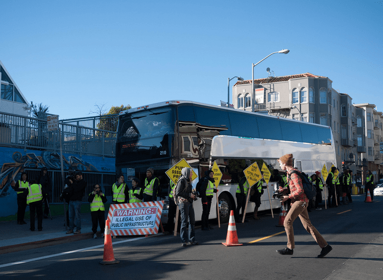 Google bus protests Google Bus Protests Demands Business Insider