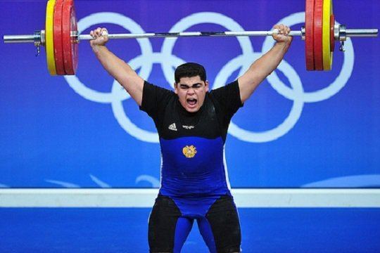 Gor Minasyan (weightlifter) Weightlifting Championships Armenias Gor Minasyan wins silver