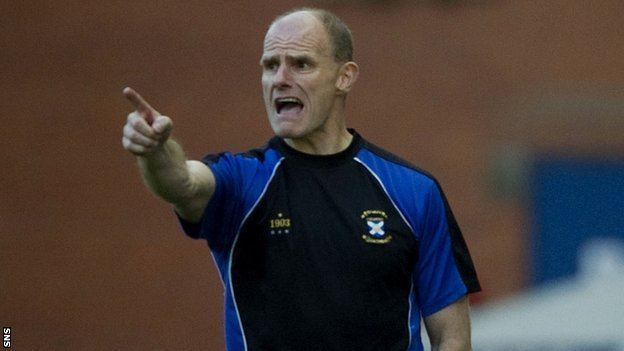 Gordon Durie BBC Sport Gordon Durie leaves East Fife manager39s job