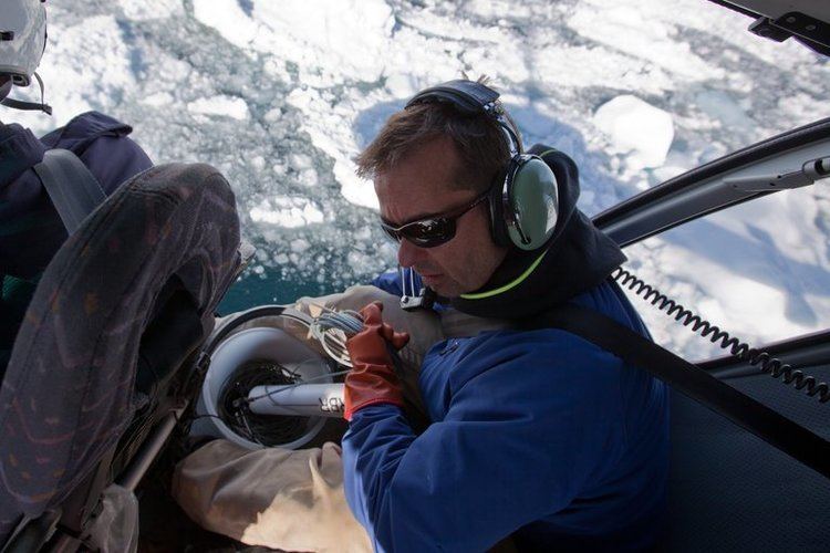 Gordon Hamilton (scientist) Gordon Hamilton Climate Scientist Dies at 50 in Antarctica