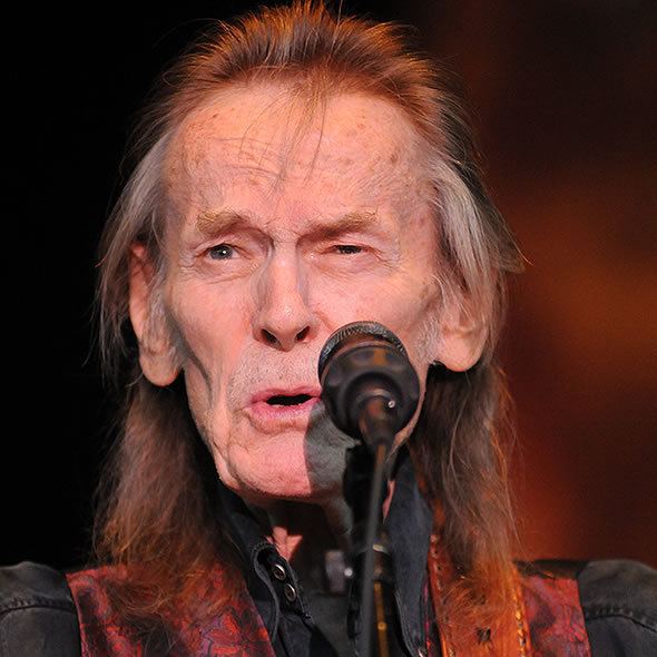 Gordon Lightfoot while singing