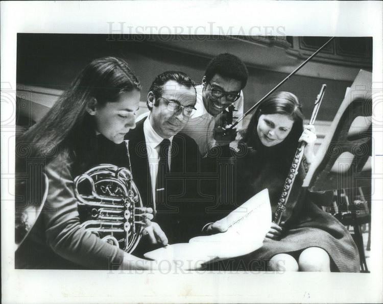 Gordon Peters 1972 Press Photo Gordon Peters British Television Actor Historic