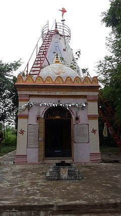 Gorthiya Mahadev Temple httpsuploadwikimediaorgwikipediacommonsthu