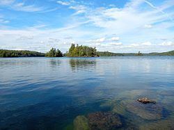 Gould Lake httpsuploadwikimediaorgwikipediacommonsthu