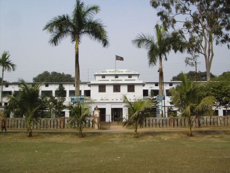 Government Saadat College