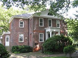 Governor's House (Governors Island) httpsuploadwikimediaorgwikipediacommonsthu