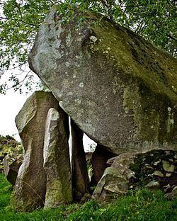 Goward Dolmen httpsuploadwikimediaorgwikipediacommonsthu