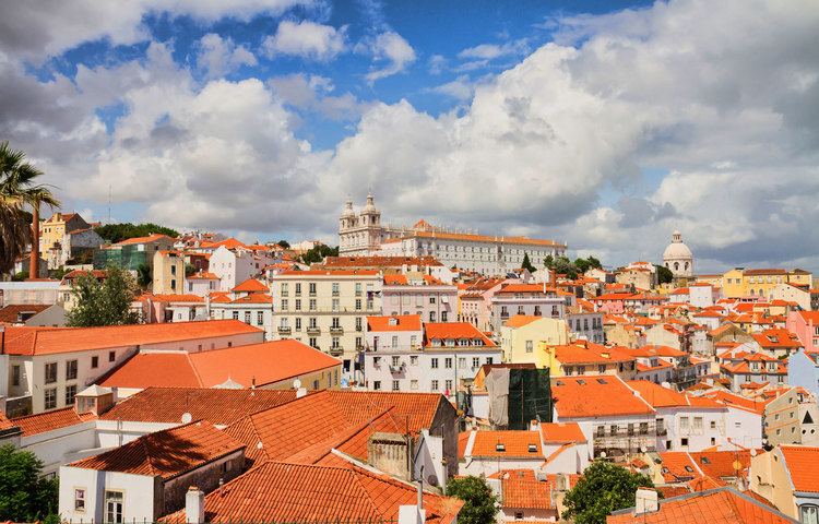 Graça (Lisbon) httpswwwtravelinportugalcomsitesdefaultf