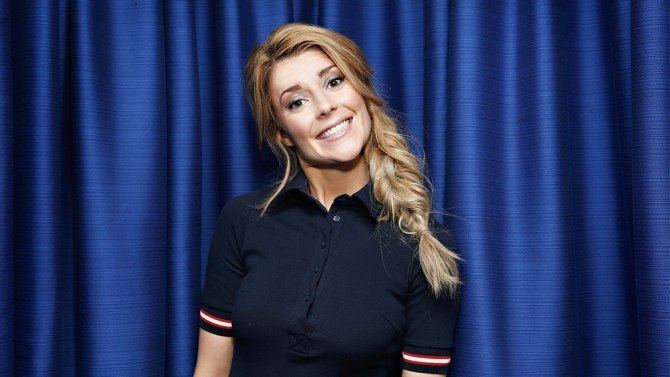 Grace Helbig QampA Grace Helbig on Her New E Show Her Dream Guest Star