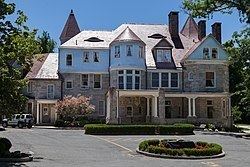 Graceland (Elkins, West Virginia) httpsuploadwikimediaorgwikipediacommonsthu
