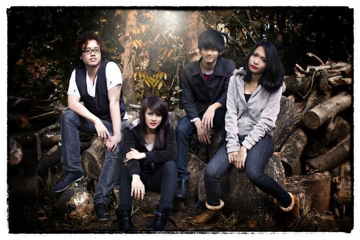 Gracenote (band) GRACENOTE Shakes Things Up With FIRST MOVEMENT rainCHECK