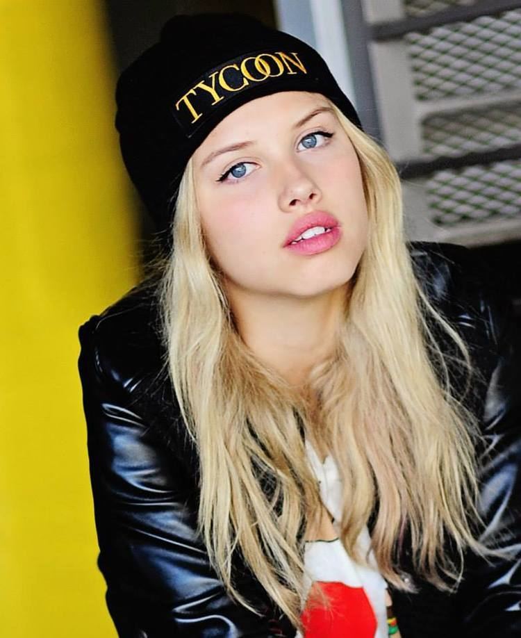 Gracie Dzienny Gracie Dzienny Chasing Life Actress Hollywood and Beyond