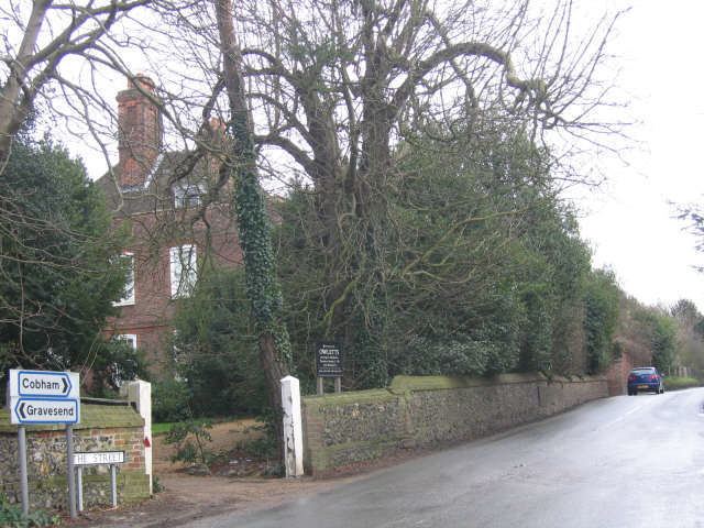 Grade II* listed buildings in Gravesham
