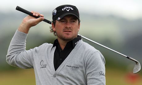Graeme McDowell Europe players can use Twitter at Ryder Cup says Graeme