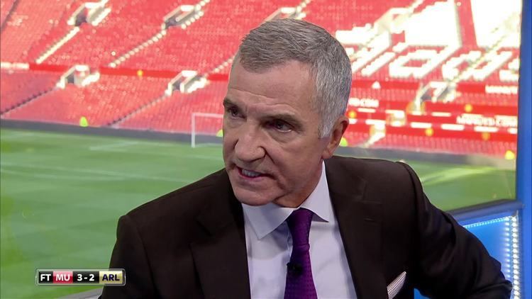 Graeme Souness Paul Merson Arsenal must axe Arsene Wenger if Leicester or