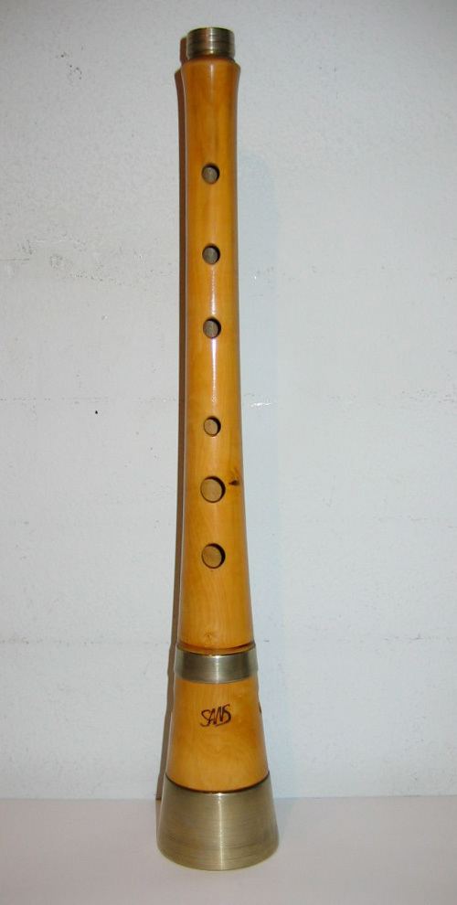 Gralla (instrument) FileGralla Cesc Sansjpg Wikimedia Commons