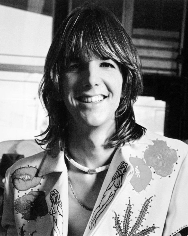 Gram Parsons Gram Parsons New Music And Songs