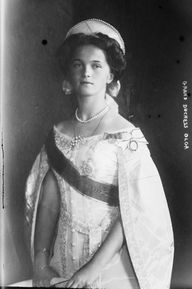 Grand Duchess Olga Nikolaevna of Russia FileGrand Duchess Olga in court dress 19102jpg