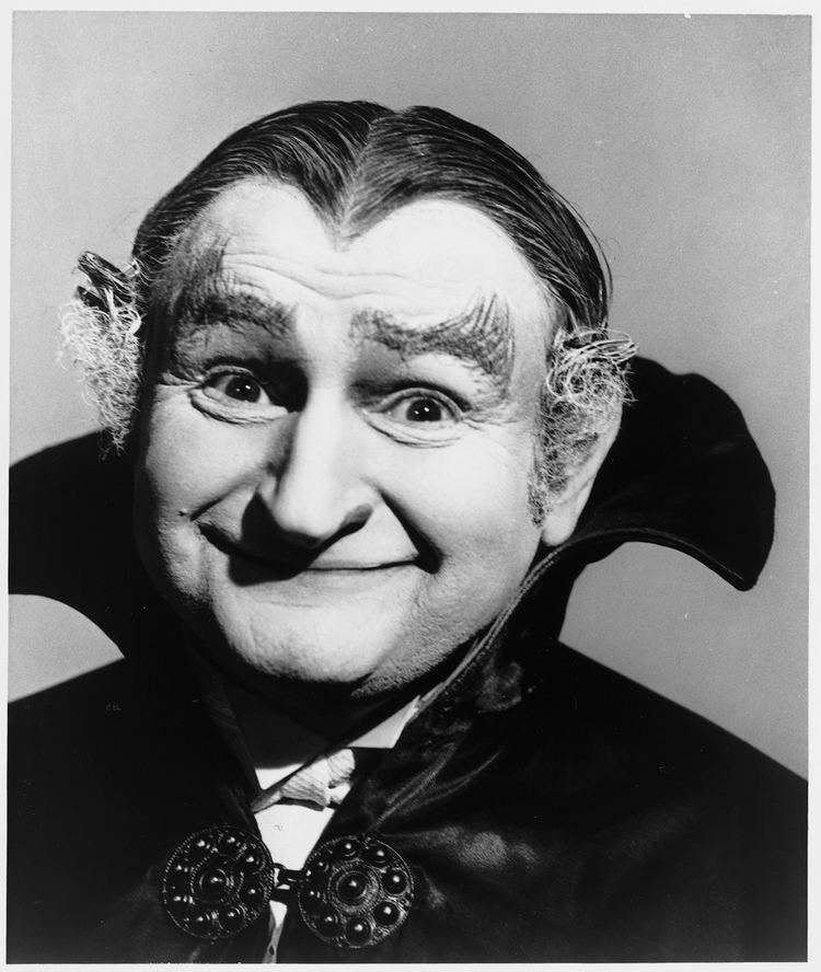 Grandpa (The Munsters) 1000 images about Munsters on Pinterest Hollywood The munsters