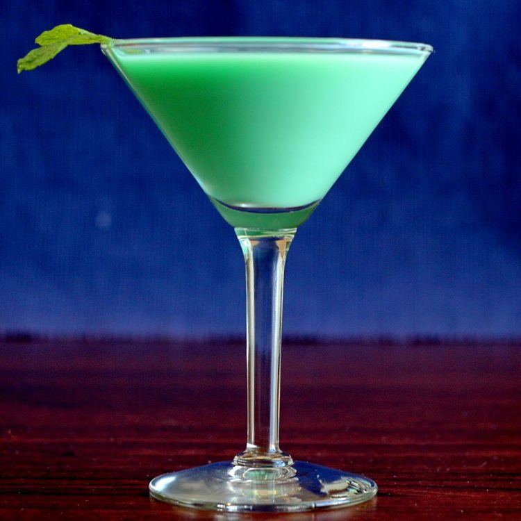 Grasshopper (cocktail) httpsmixthatdrinkcomwpcontentuploads20150