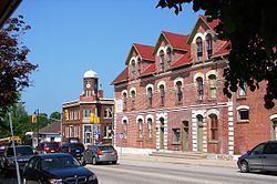 Gravenhurst, Ontario httpsuploadwikimediaorgwikipediacommonsthu