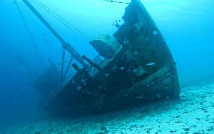 Shipwreck at Graveyard of the Atlantic Museum Underwater