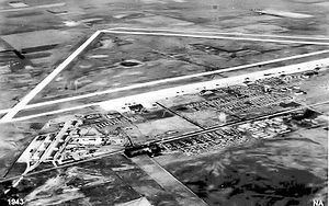 Great Bend Army Air Field httpsuploadwikimediaorgwikipediacommonsthu