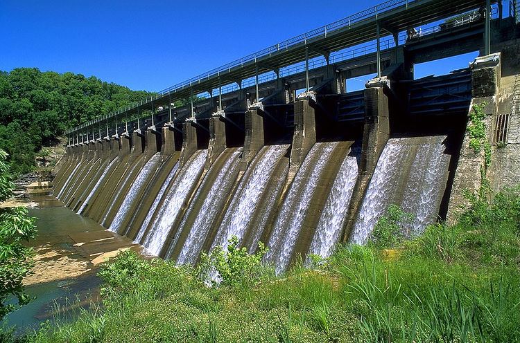 Great Falls Dam (Tennessee)