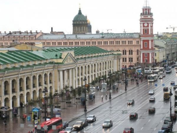 Great Gostiny Dvor Bolshoy Gostiny dvor department store Saint Petersburg