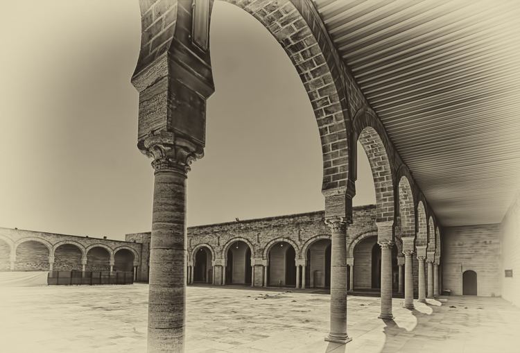 Great Mosque of Mahdiya FileGreat Mosque of Mahdia courtyardjpg Wikimedia Commons
