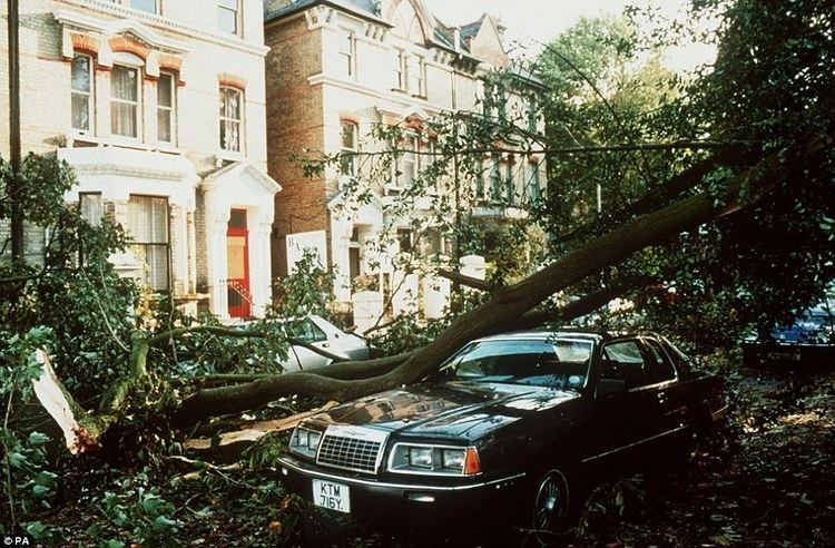 Great Storm of 1987 Great Storm of 1987 claimed 18 lives flattened 15m trees and caused