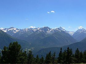 Greater Caucasus httpsuploadwikimediaorgwikipediacommonsthu