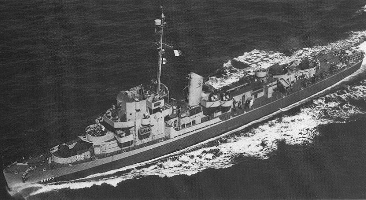 Greek destroyer Leon (D54)