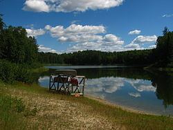 Green Lake (Ontario) httpsuploadwikimediaorgwikipediacommonsthu