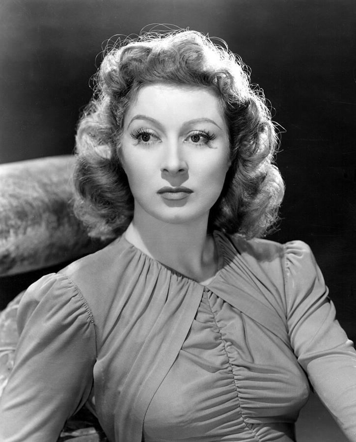 Greer Garson Blossoms In The Dust Greer Garson 1941 by Everett