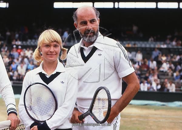 Greer Stevens httpbob hewittGreer Stevens 1977 och 1979 wimbledon mixed