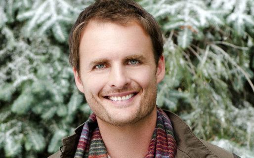 Greg Bryk Greg Bryk as Joe on Mistletoe Over Manhattan Hallmark Movies and