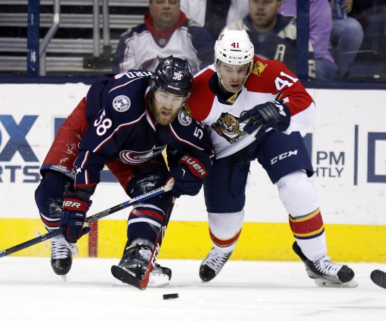 Greg McKegg Panthers resign forward Greg McKegg Sun Sentinel