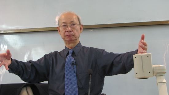 Gregory Chow Professor Gregory Chow Econometrician o XMU o Chow Test