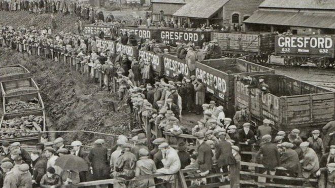Gresford disaster Gresford pit disaster 80th anniversary marked BBC News