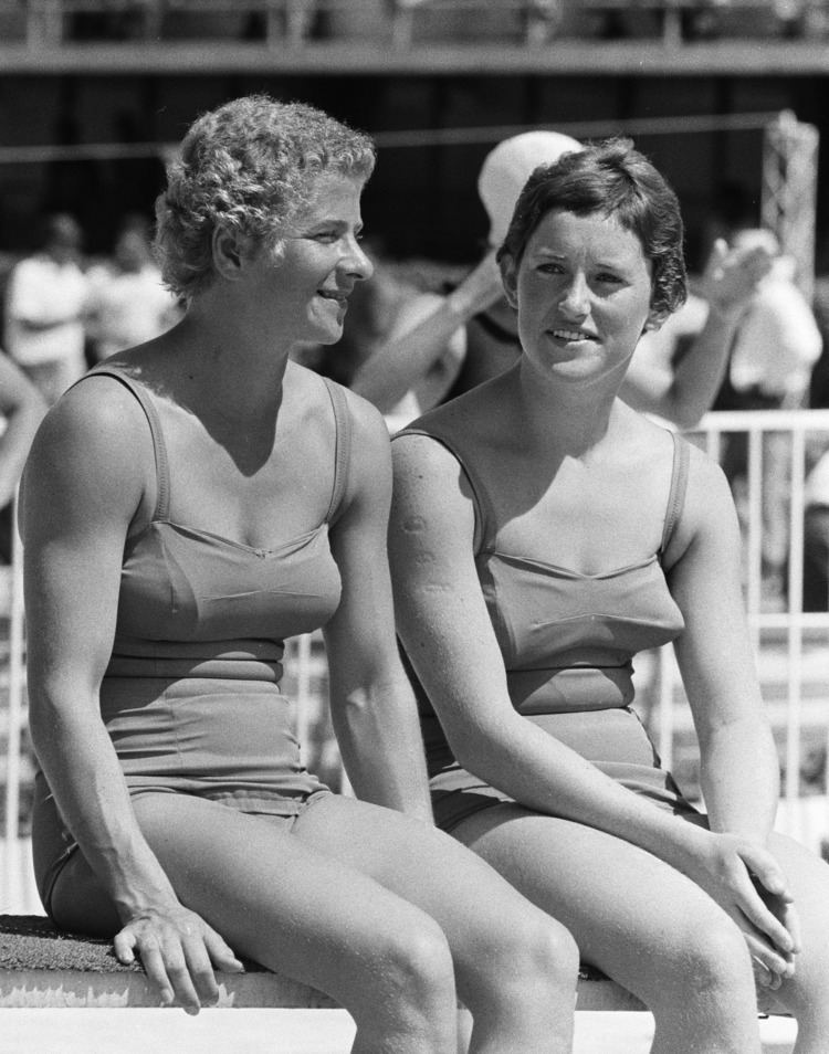 Greta Lugthart FileGreta Lugthart and Dorothea du Pon 1960jpg Wikimedia Commons
