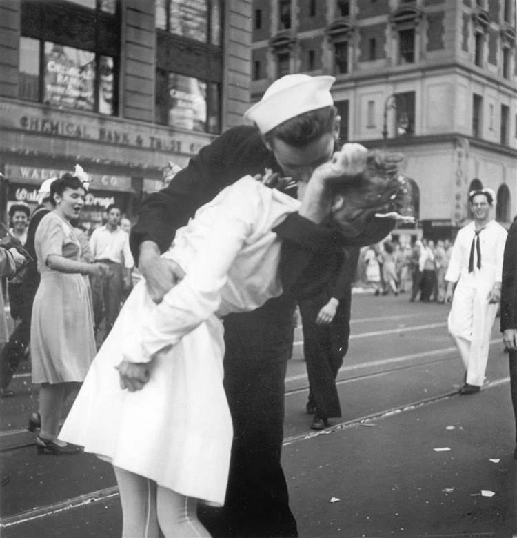 Greta Zimmer Friedman Greta Zimmer Friedman 39Nurse39 in Iconic WWII Kissing Photo Dies at