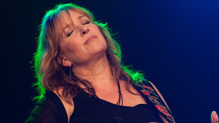 Gretchen Peters Gretchen Peters Ages Gracefully With New Album 39Blackbirds